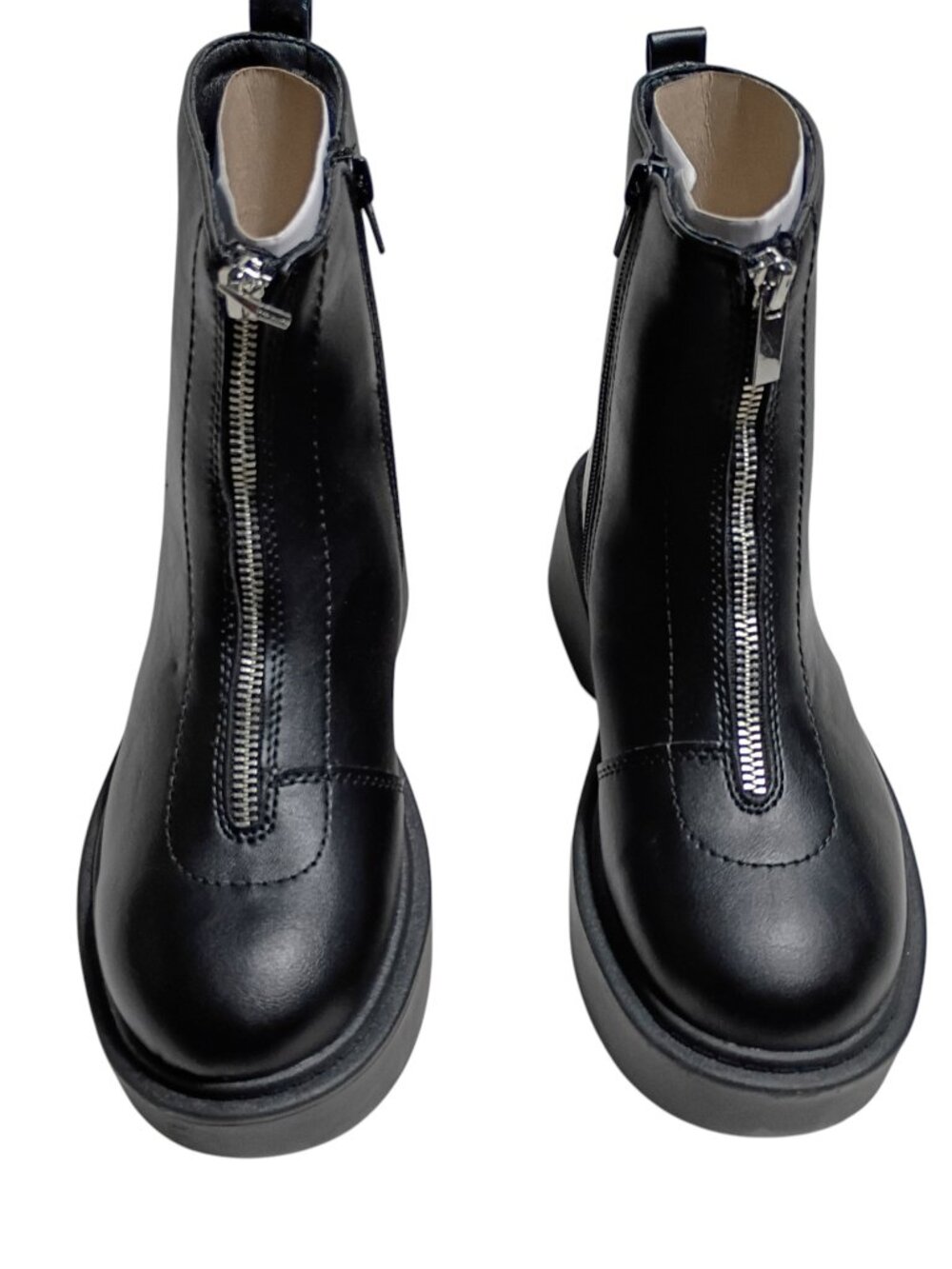 Portland Boot Company Women's Black Lug Sole Front Zip Boots Size 6.5